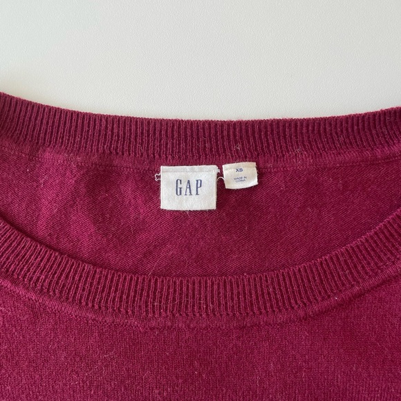 Burgundy GAP sweater - Picture 3 of 3